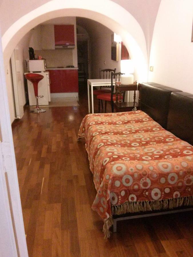 Carafa Di Maddaloni Residenza Di Charme Hotel Наполи Екстериор снимка
