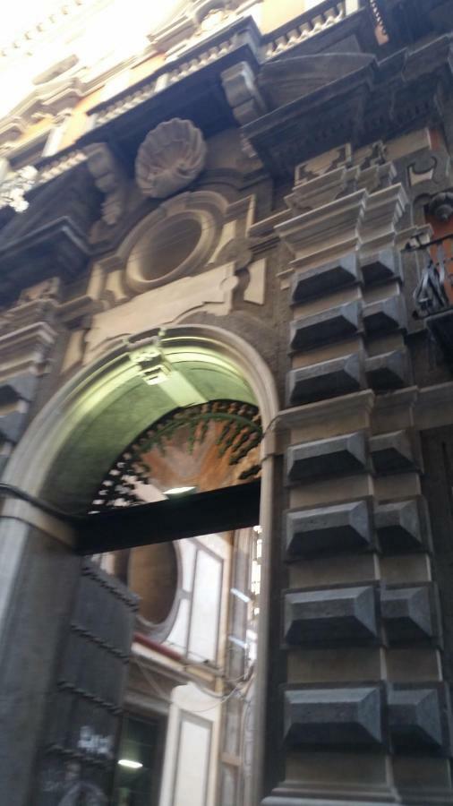 Carafa Di Maddaloni Residenza Di Charme Hotel Наполи Екстериор снимка